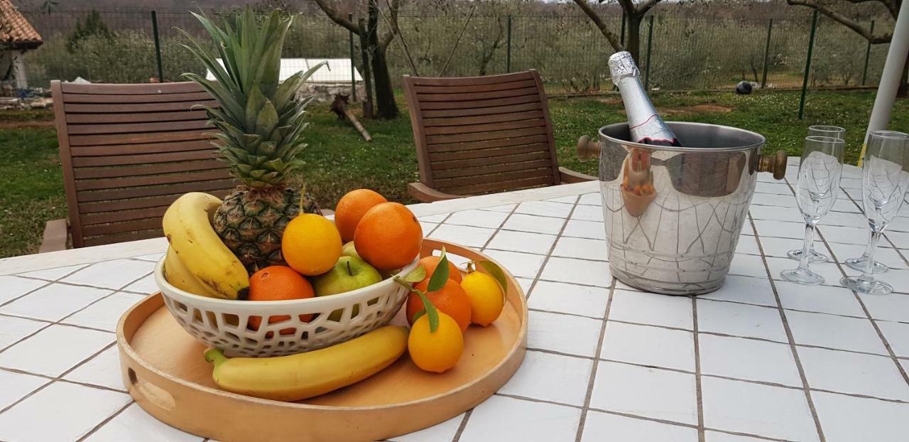 Вілла Casa Istria Бує Екстер'єр фото